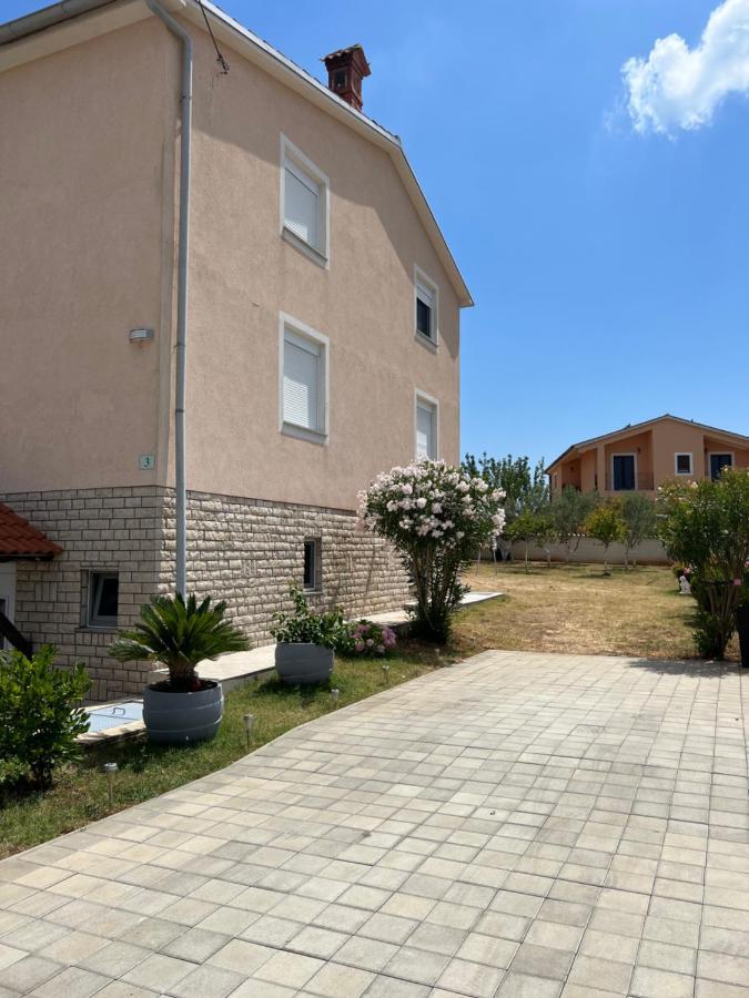 Apartments Ban Galižana 외부 사진