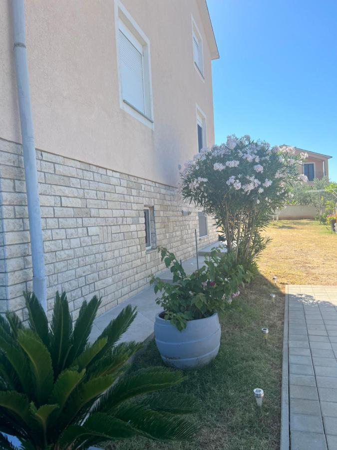 Apartments Ban Galižana 외부 사진
